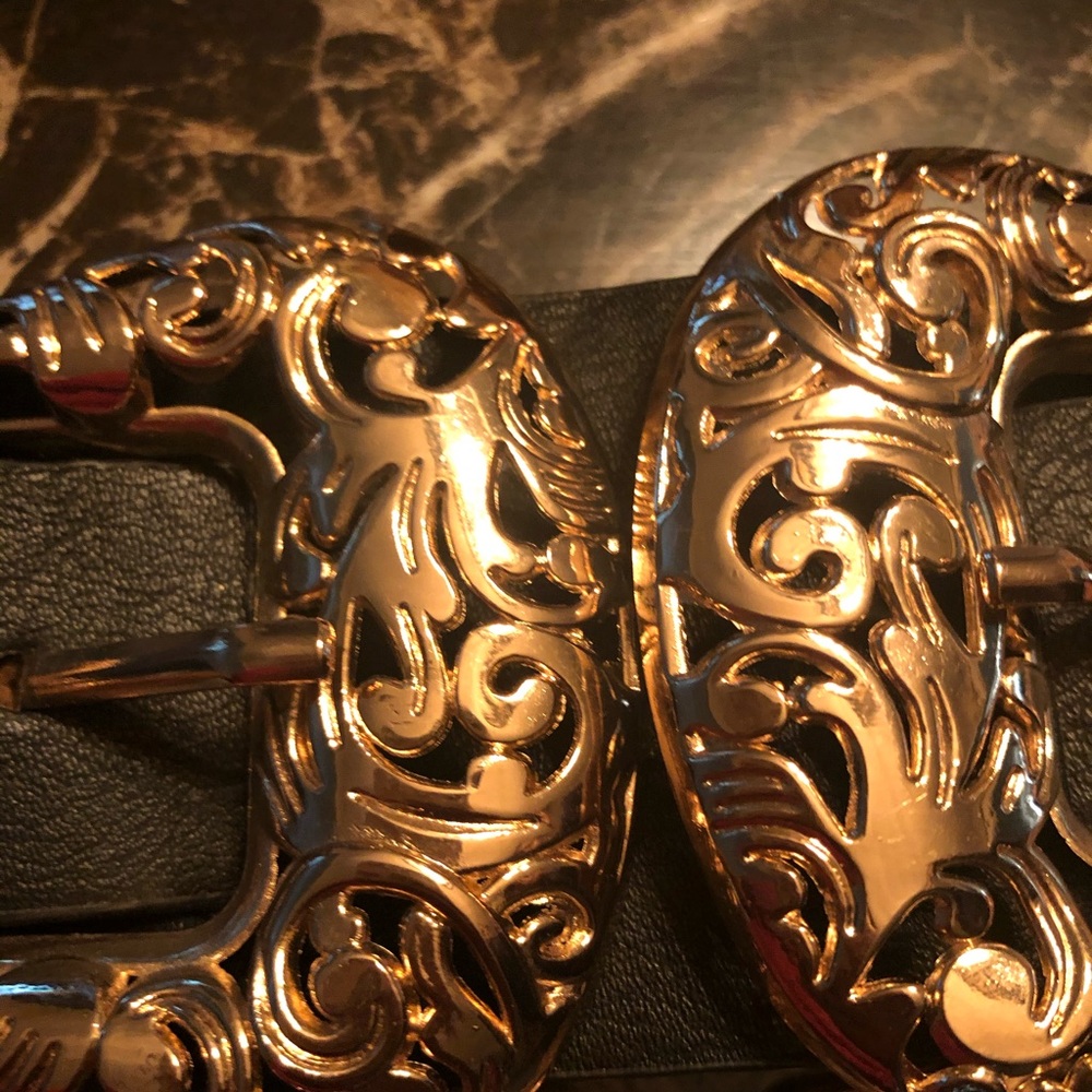 Statement Belt!! - Picture 6 of 13